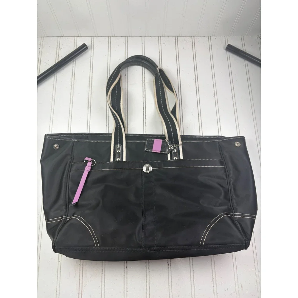 Coach Vintage Y2K Hamptons Weekend Nylon Black Shoulder Bag Purse